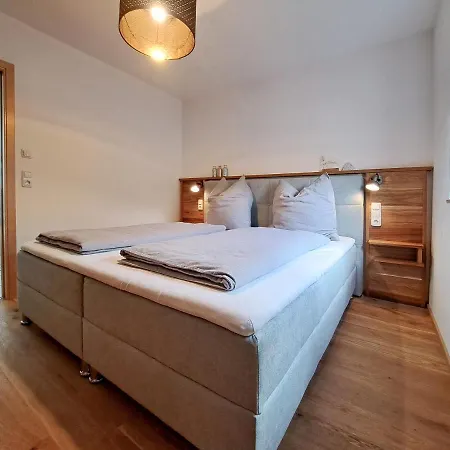 Alpenglück Hoch3 Apartamento *